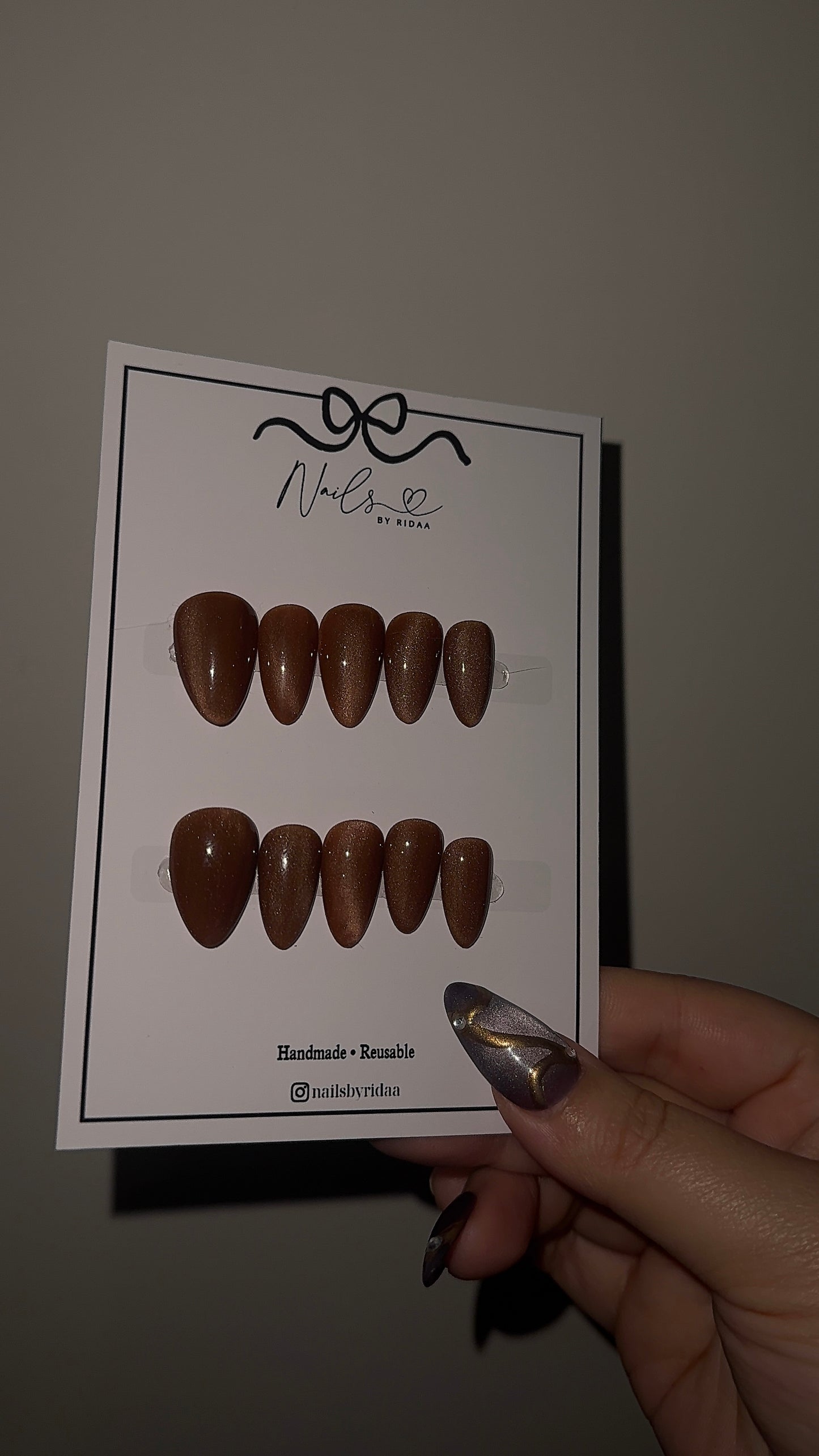 Brown Cat Eye Press-On Nails